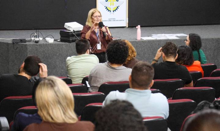 Parceria entre Prefeitura de Parnamirim e UFRN fortalece debate sobre saúde digital