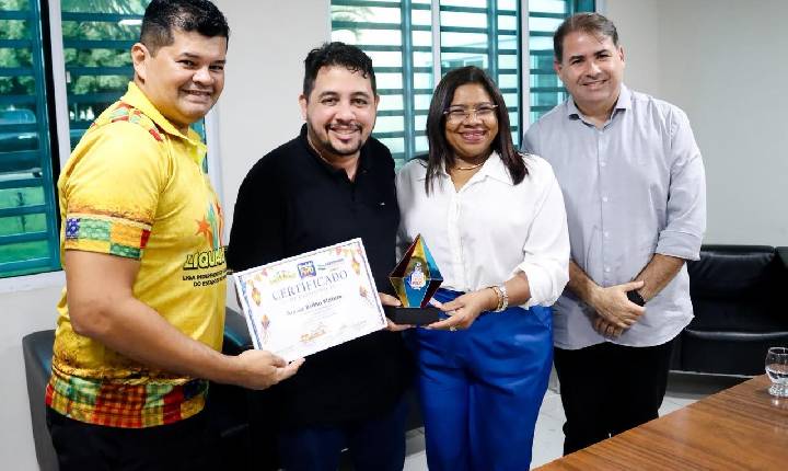 Prefeitura de Parnamirim premia campeãs do Festival de Quadrilhas Juninas 2026