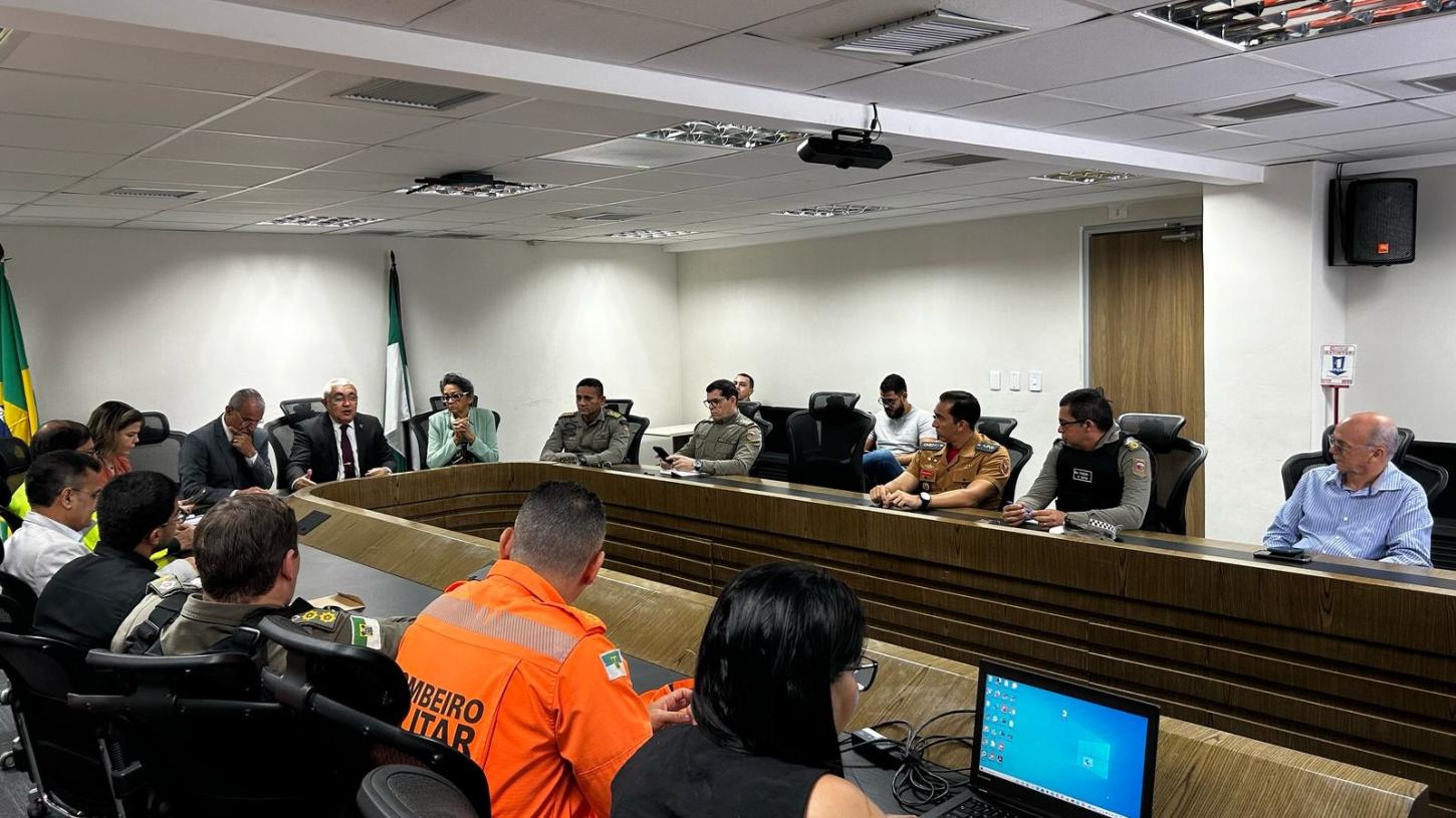 REUNIÃO DEFINE PLANEJAMENTO DE SEGURANÇA PARA O CARNAVAL EM NATAL