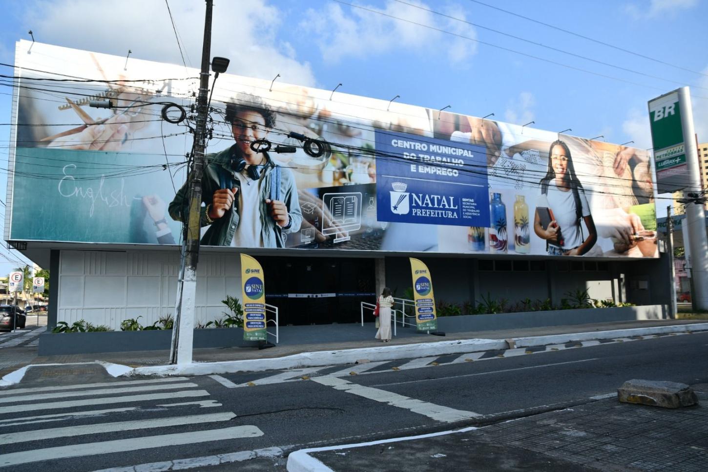 Prefeitura de Natal inaugura novo espaço do Centro Municipal de Trabalho e Emprego na Ribeira