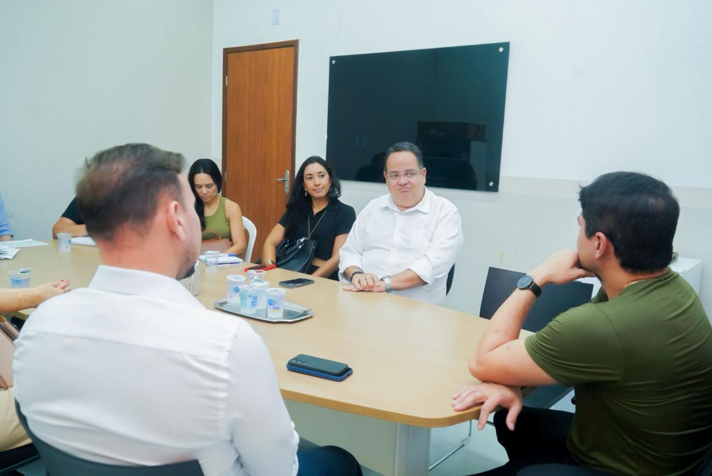 Equipe da Saúde de Parnamirim realiza visita técnica à UPA de João Pessoa
