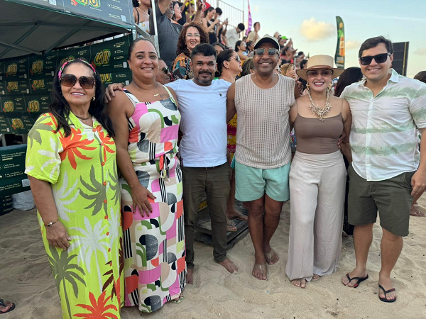 Gravação do Mixtura Verão em Pitangui anima o verão em Extremoz