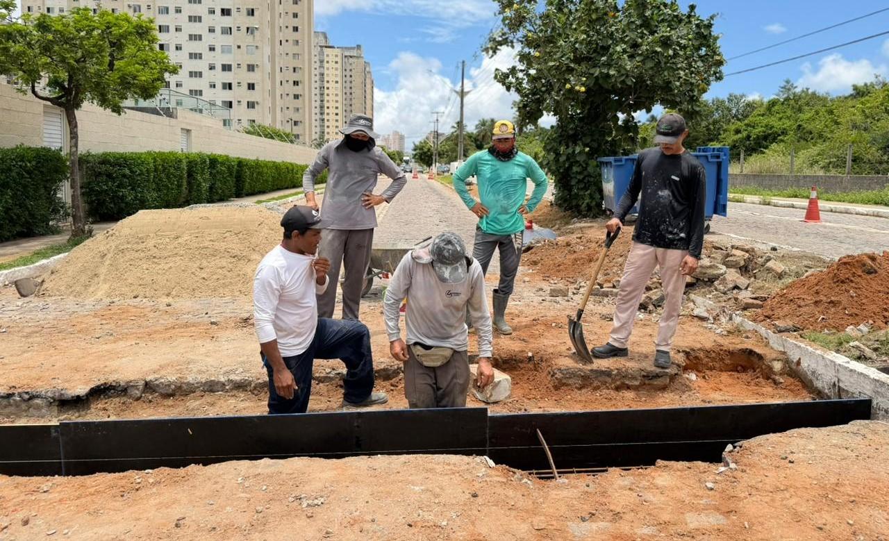Prefeitura inicia manutenção do sistema de drenagem em Nova Parnamirim