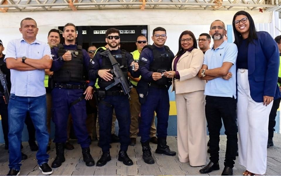 Fortalecimento na Segurança: Ao lado da prefeita Nilda, vereadora Rafaela de Nilda acompanha entrega de novas viaturas em Parnamirim